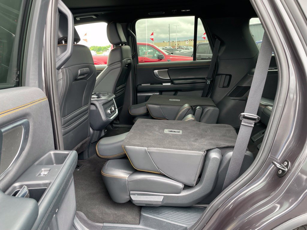 Used 2025 Ford Expedition Tremor AWD/4WD image 62