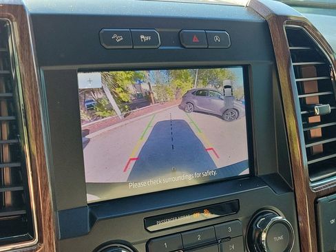 Used 2019 Ford F150 Lariat image 35