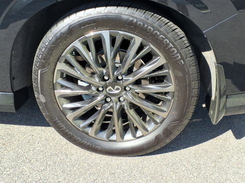 Used 2025 INFINITI QX80 Autograph w/ Autograph Exterior Package AWD/4WD image 9