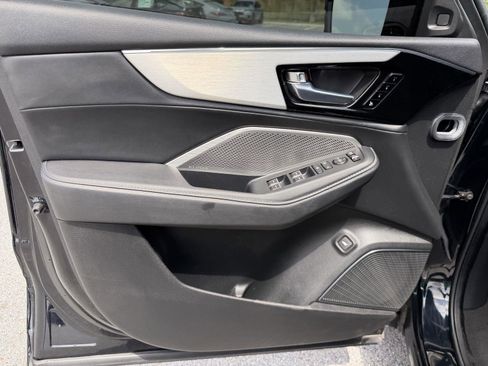 Certified 2024 Acura MDX FWD w/ Technology Package image 16