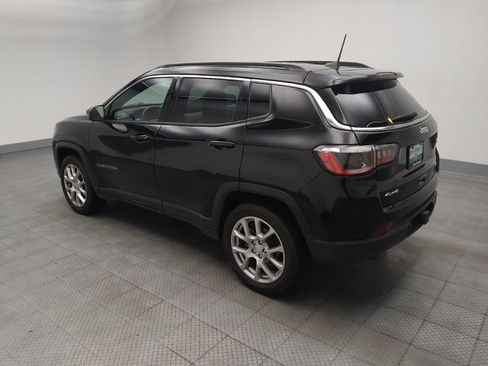 Used 2023 Jeep Compass Latitude AWD/4WD image 3