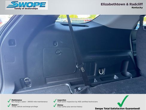 Used 2023 Ford Explorer XLT w/ Equipment Group 202A AWD/4WD image 14