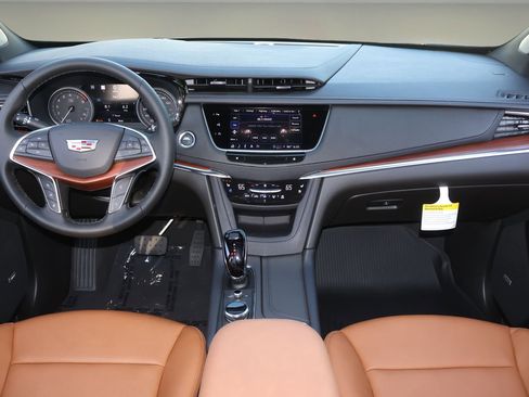 New 2026 Cadillac XT5 Premium Luxury w/ Driver Assist Package AWD/4WD image 13