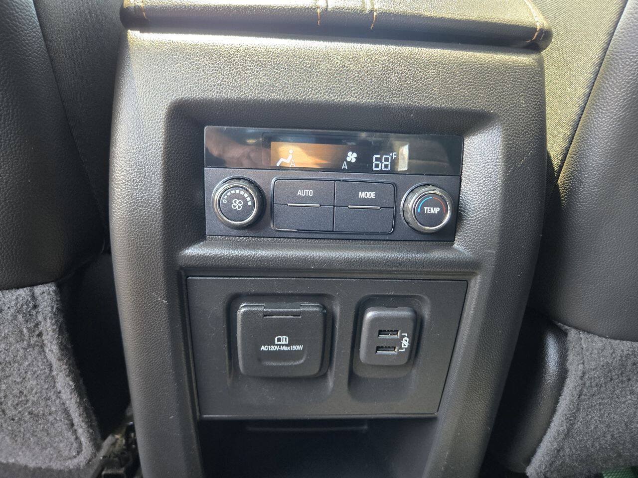 Used 2019 Chevrolet Traverse LT w/ LT Premium Package FWD image 43