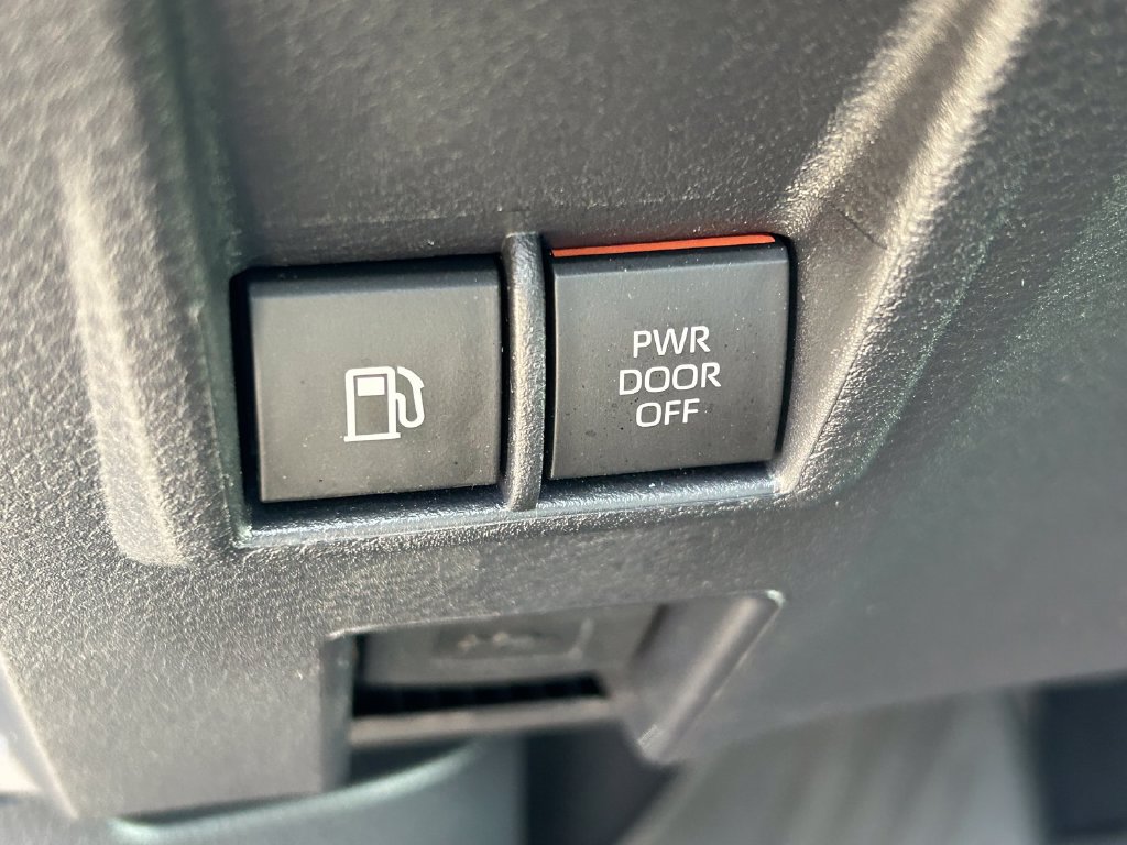 Certified 2026 Toyota Sienna XSE AWD/4WD image 30