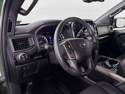 Used 2024 Nissan Titan SV w/ SV Bronze Edition Package image 10
