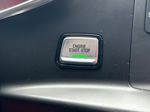 Used 2017 Chevrolet Corvette Stingray Coupe image 18