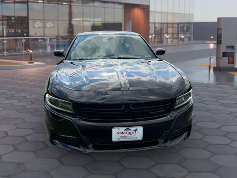 Used 2019 Dodge Charger SXT AWD/4WD image 7