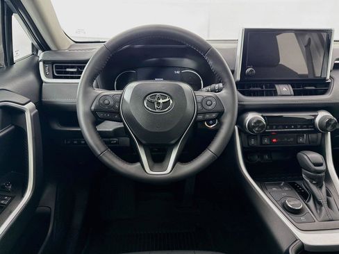 Certified 2025 Toyota RAV4 XLE w/ Convenience Package AWD/4WD image 31