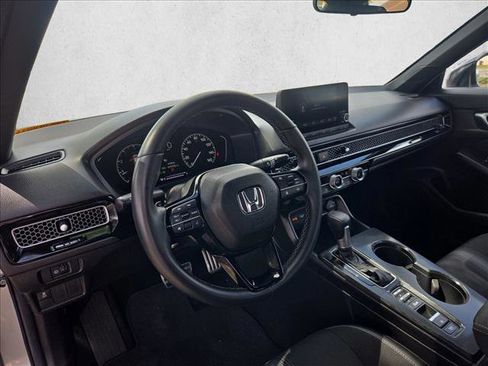 Used 2025 Honda Civic Sport image 10