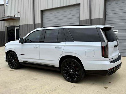 Used 2026 Cadillac Escalade V w/ LPO, ONYX Package AWD/4WD image 71