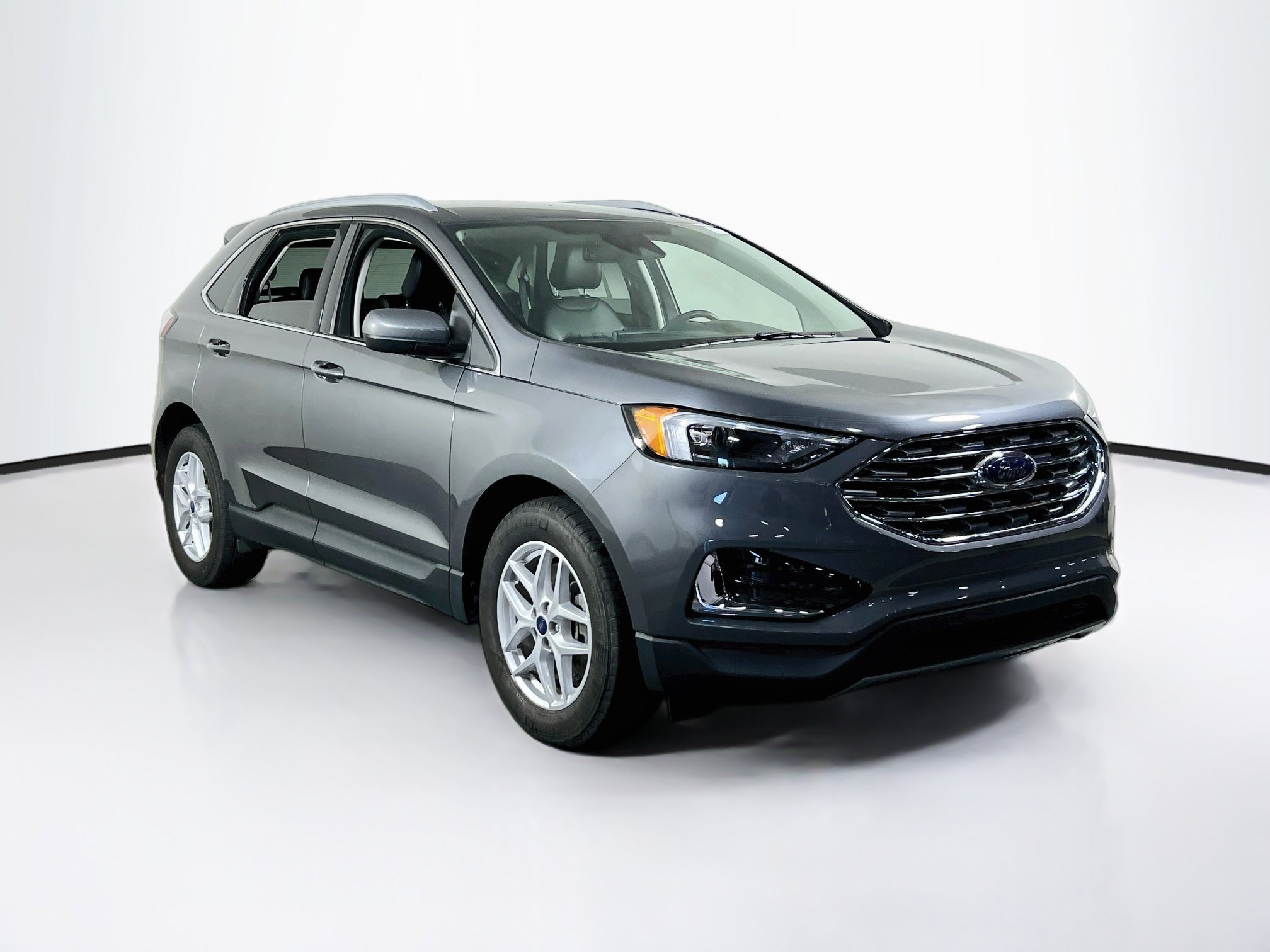 Used 2022 Ford Edge SEL AWD/4WD image 3