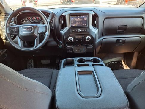 Used 2024 GMC Sierra 2500 Pro w/ Convenience Package image 18