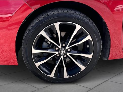 Used 2019 Toyota Corolla SE image 11