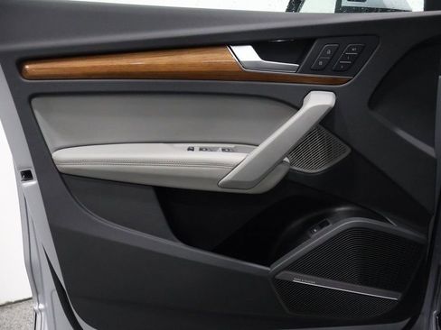 Used 2021 Audi Q5 2.0T Premium Plus w/ Premium Plus Package image 12