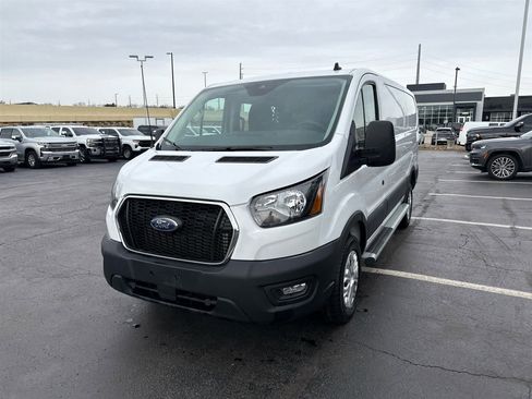 Used 2024 Ford Transit 250 Low Roof w/ Exterior Upgrade Package image 4