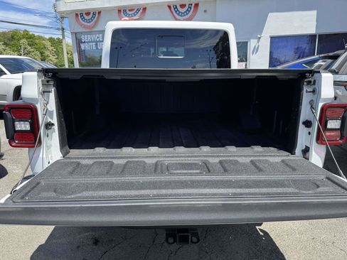 Used 2020 Jeep Gladiator Rubicon AWD/4WD image 15