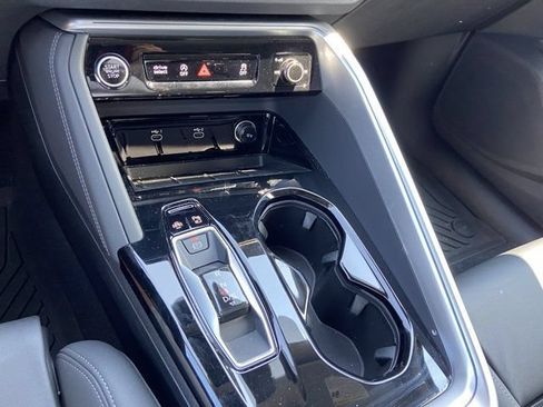 Used 2025 Audi Q5 Premium Plus AWD/4WD image 21
