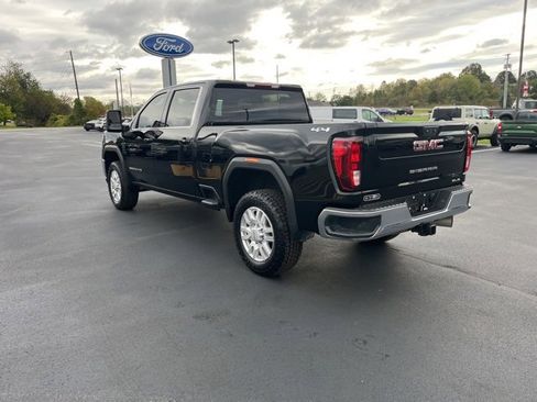 Used 2022 GMC Sierra 2500 SLE w/ SLE Value Package; image 7