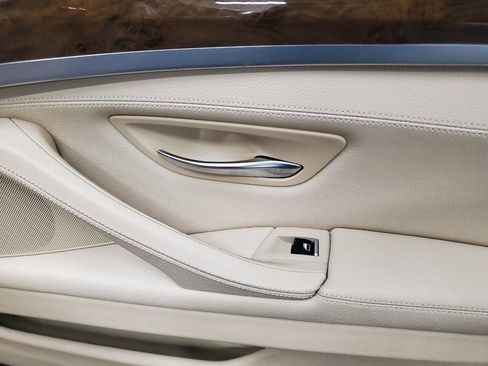 Used 2012 BMW 528i xDrive Sedan image 16