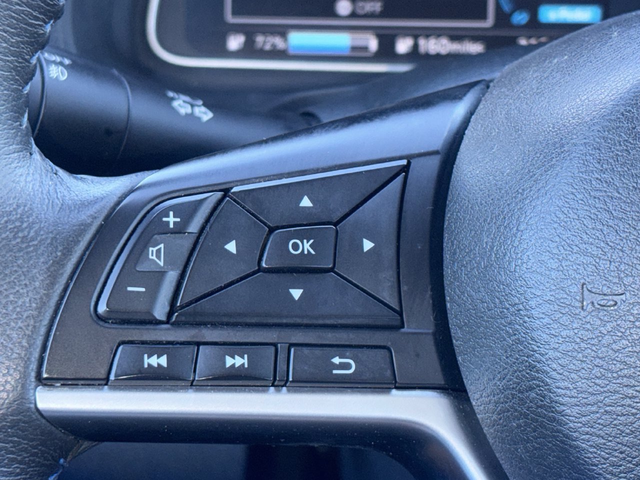 Certified 2023 Nissan Leaf SV Plus FWD image 18