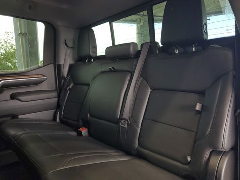 Used 2022 Chevrolet Silverado 1500 RST w/ RST All Star Premium Package image 10