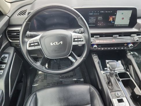 Used 2025 Kia Telluride S AWD/4WD image 12