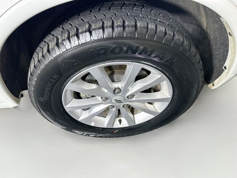 Used 2025 Dodge Durango GT RWD image 11