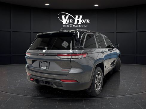Used 2022 Jeep Grand Cherokee Trailhawk w/ Luxury Tech Group III AWD/4WD image 7