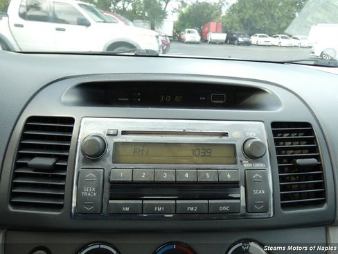 Used 2006 Toyota Camry LE image 27
