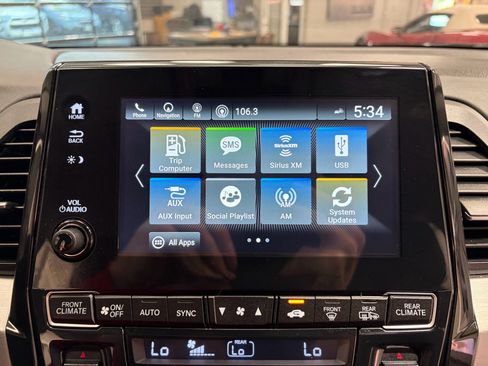 Used 2019 Honda Odyssey Elite image 21