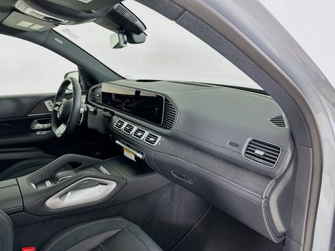 New 2026 Mercedes-Benz GLE 53 AMG 4MATIC image 33