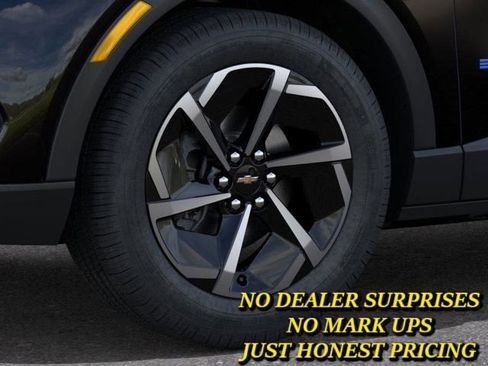 New 2026 Chevrolet Equinox EV LT image 6