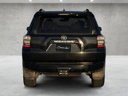 Used 2021 Toyota 4Runner SR5 image 15