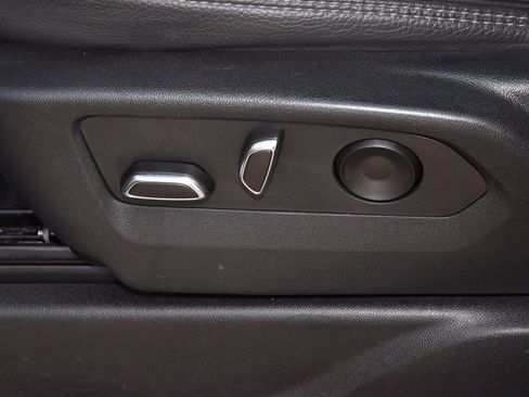 Used 2023 GMC Yukon XL Denali w/ Denali Reserve Package image 40