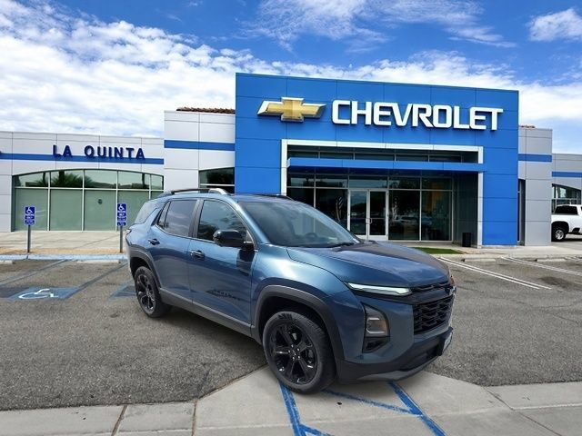 Used 2025 Chevrolet Equinox LT w/ Safety and Technology Package FWD image 2