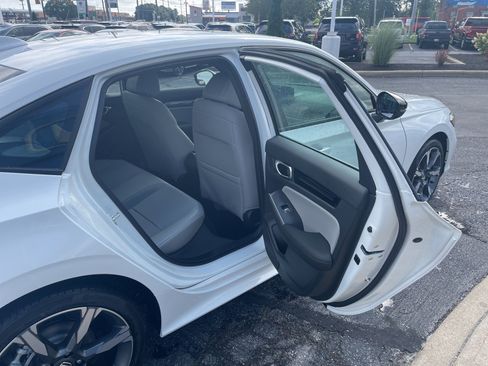 New 2026 Honda Civic image 13