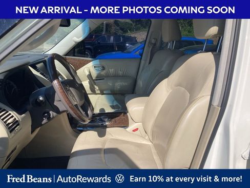 Used 2017 INFINITI QX80 4WD w/ Driver Assistance Package image 9