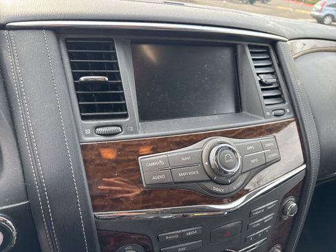 Used 2018 Nissan Armada SL w/ Moonroof Package image 9