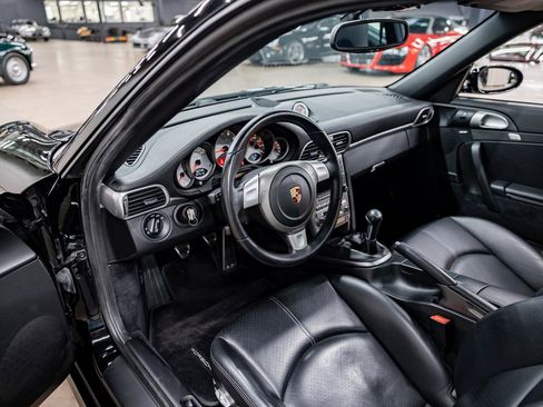 Used 2005 Porsche 911 Carrera S RWD image 11