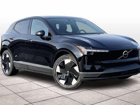 New 2026 Volvo EX30 Plus image 2