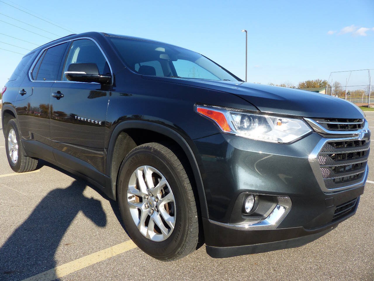 Used 2019 Chevrolet Traverse LT FWD image 12