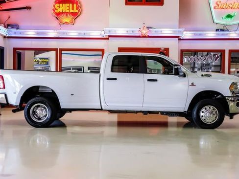 Used 2024 RAM 3500 Big Horn image 8