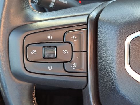 Used 2023 GMC Yukon AT4 w/ AT4 Premium Package image 25