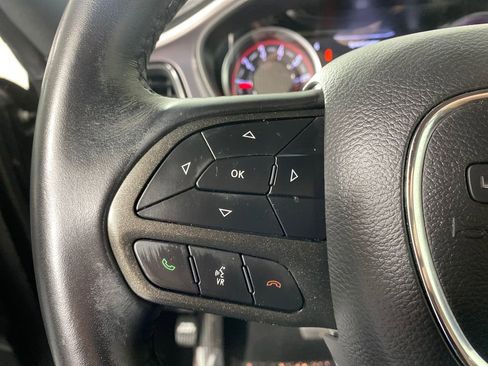 Used 2021 Dodge Challenger SXT image 14