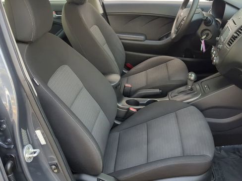 Used 2016 Kia Forte LX w/ LX Popular Plus Package image 21