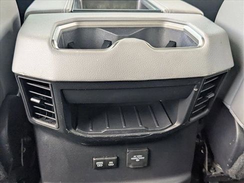 Used 2024 Toyota Tundra Limited image 15