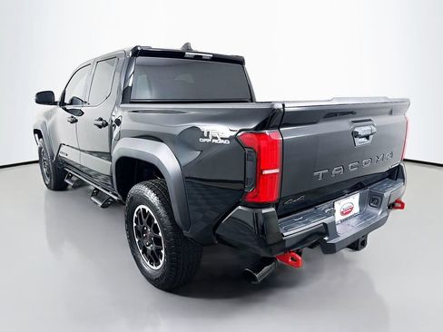 Certified 2025 Toyota Tacoma TRD Off-Road AWD/4WD image 7