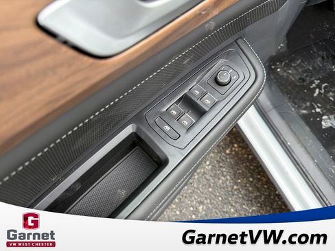 New 2026 Volkswagen Atlas SE image 11