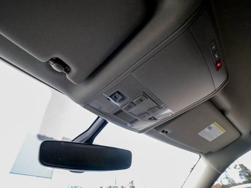 Used 2021 Volkswagen Atlas S image 48